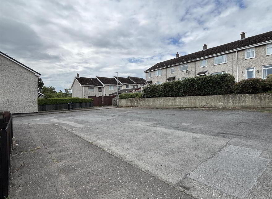 8 Lacken Gardens, Newtownabbey, BT36 6BJ