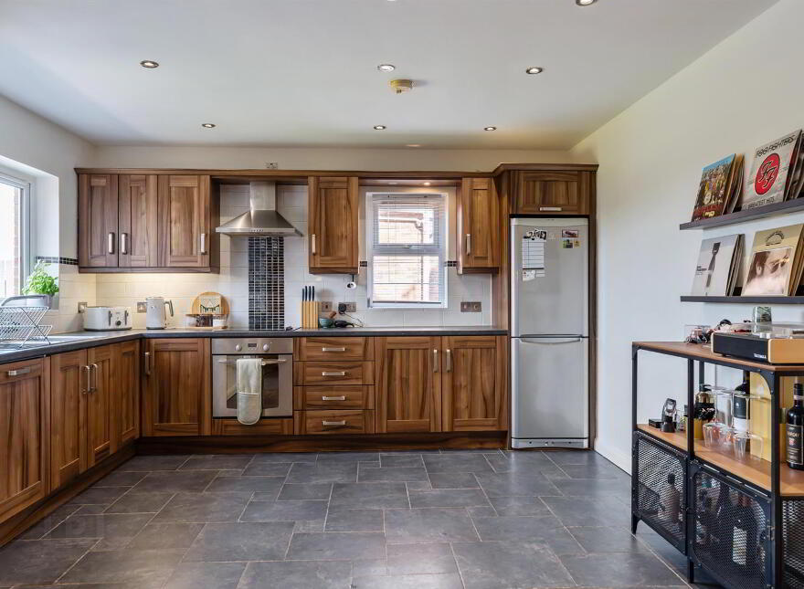 37 St. Andrews Avenue, Ballyhalbert, Newtownards, BT22 1GS