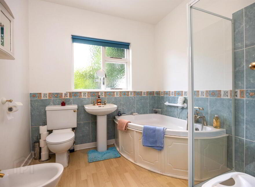 13 Ballymather Road, Crumlin, BT29 4UL