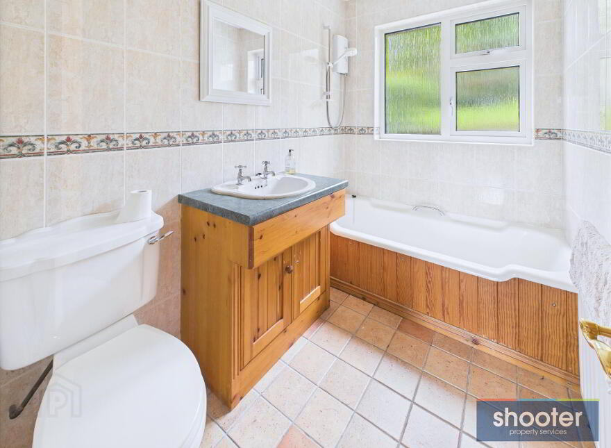 19 Warren Hill, Old Warrenpoint Road, Newry, BT34 2PH