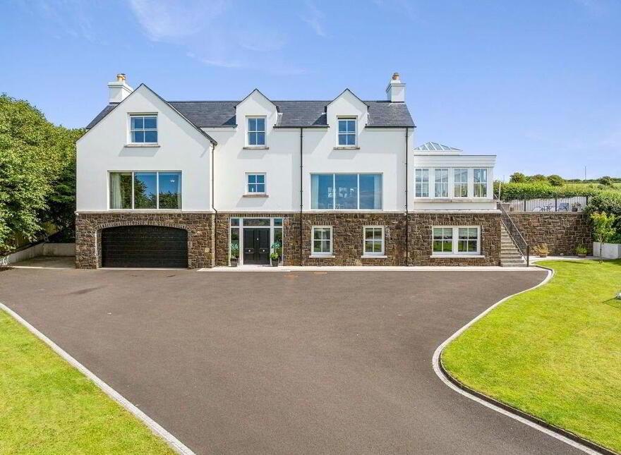 7 Ballymacrea Road, Portrush, BT56 8NR