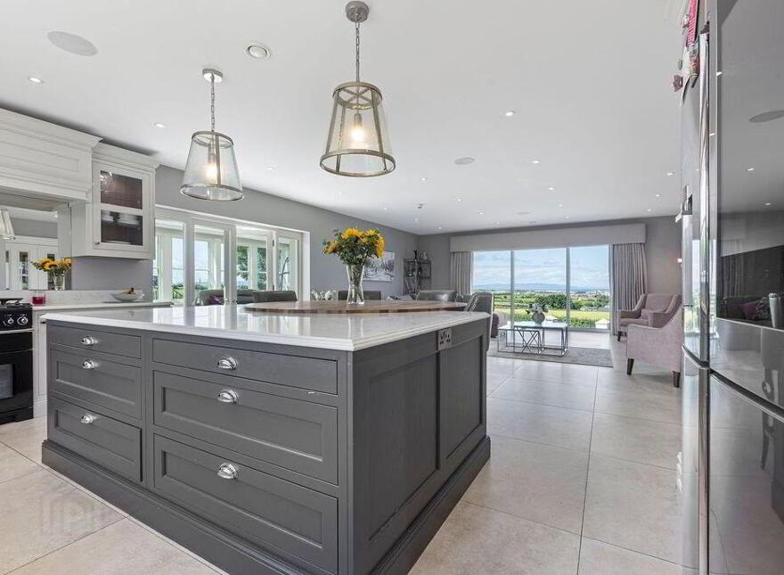 7 Ballymacrea Road, Portrush, BT56 8NR