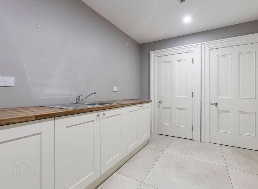 7 Ballymacrea Road, Portrush, BT56 8NR