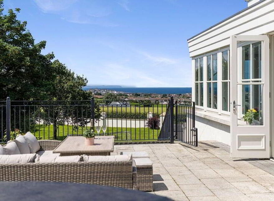7 Ballymacrea Road, Portrush, BT56 8NR