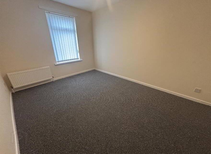 33 Ardaveen Park, Bessbrook, Newry, BT35 7BX