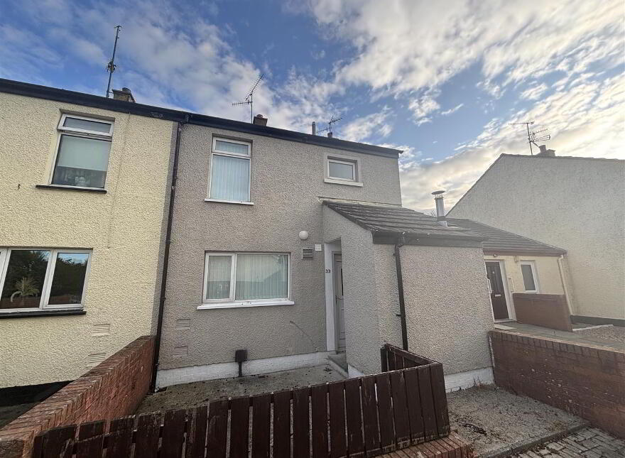 33 Ardaveen Park, Bessbrook, Newry, BT35 7BX photo