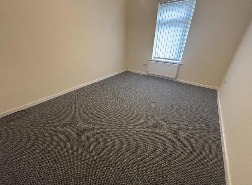 33 Ardaveen Park, Bessbrook, Newry, BT35 7BX