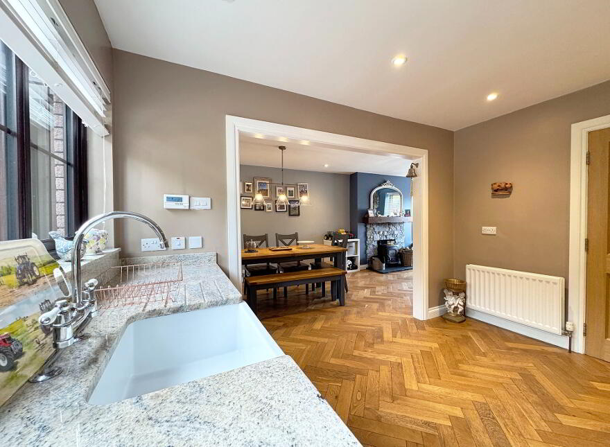 10 Church Drive, Loughbrickland, Banbridge, BT32 3RB