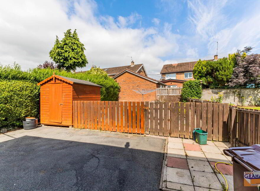 18 Skyline Drive, Lisburn, BT27 4HH