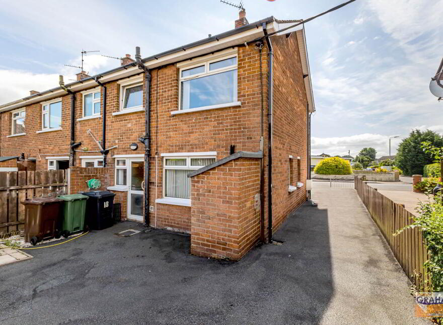 18 Skyline Drive, Lisburn, BT27 4HH