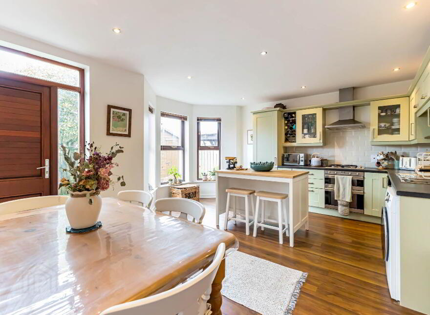 6 The Homestead, Drumbeg, Lisburn, BT27 5WB