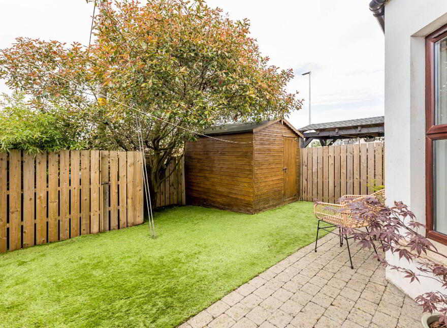 6 The Homestead, Drumbeg, Lisburn, BT27 5WB