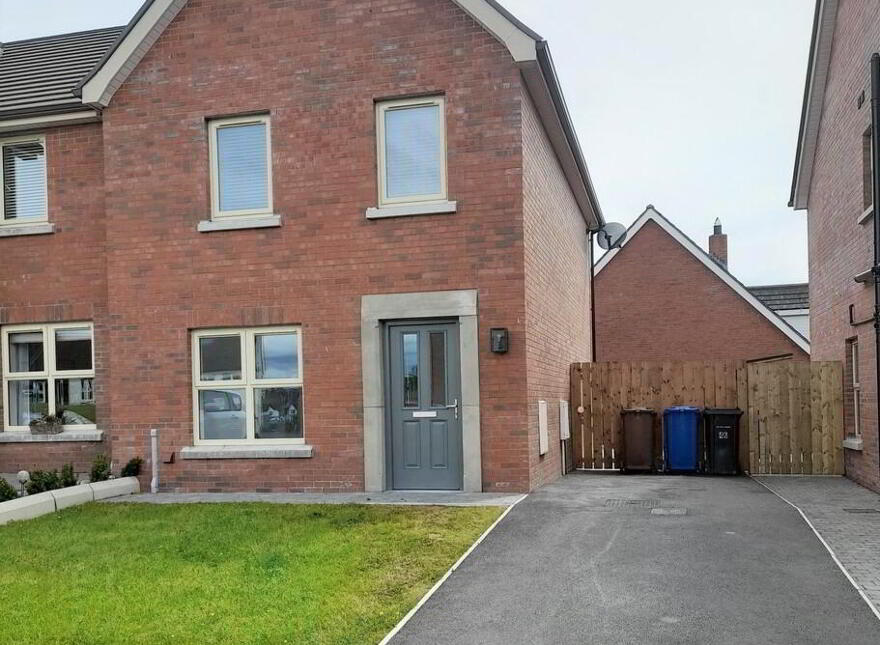 46 Ballyvarnet Lane, Bangor, BT19 1FF photo