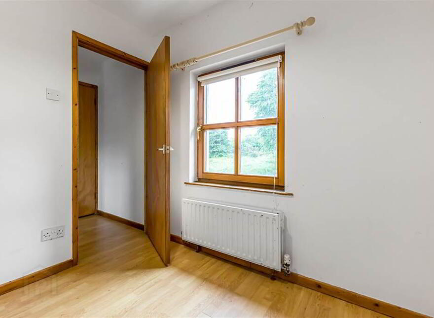 10 Lisburn Road, Moira, BT67 0JP