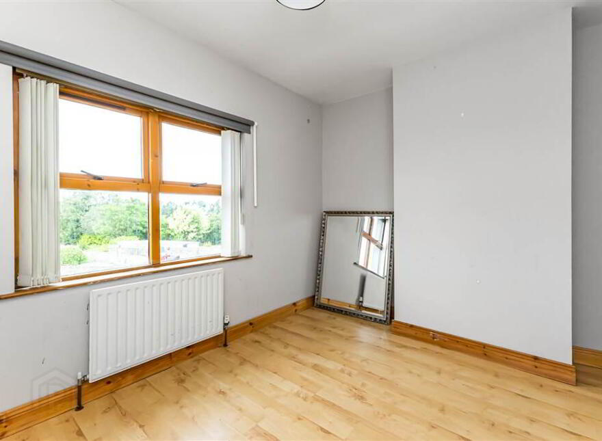 10 Lisburn Road, Moira, BT67 0JP