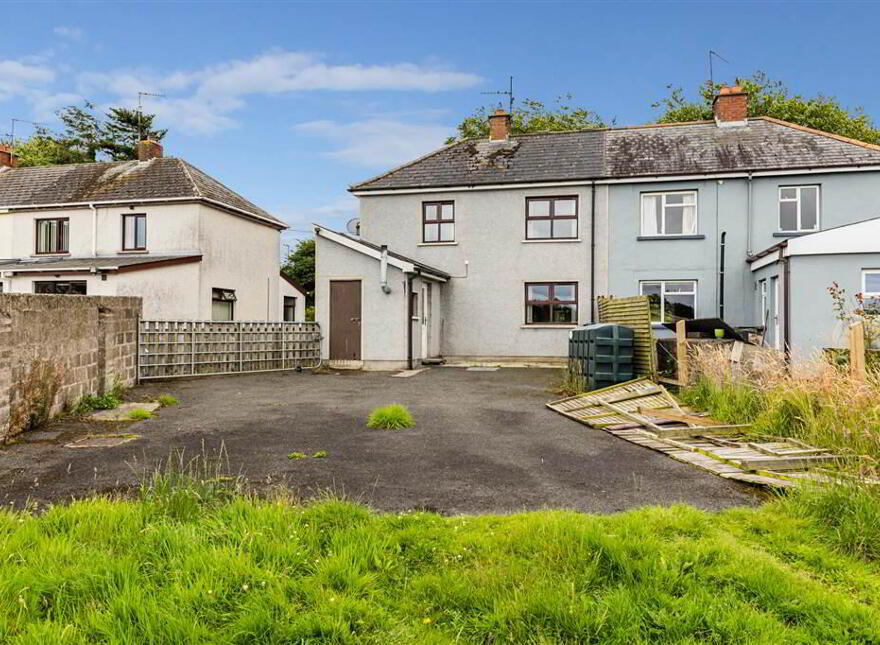 10 Lisburn Road, Moira, BT67 0JP