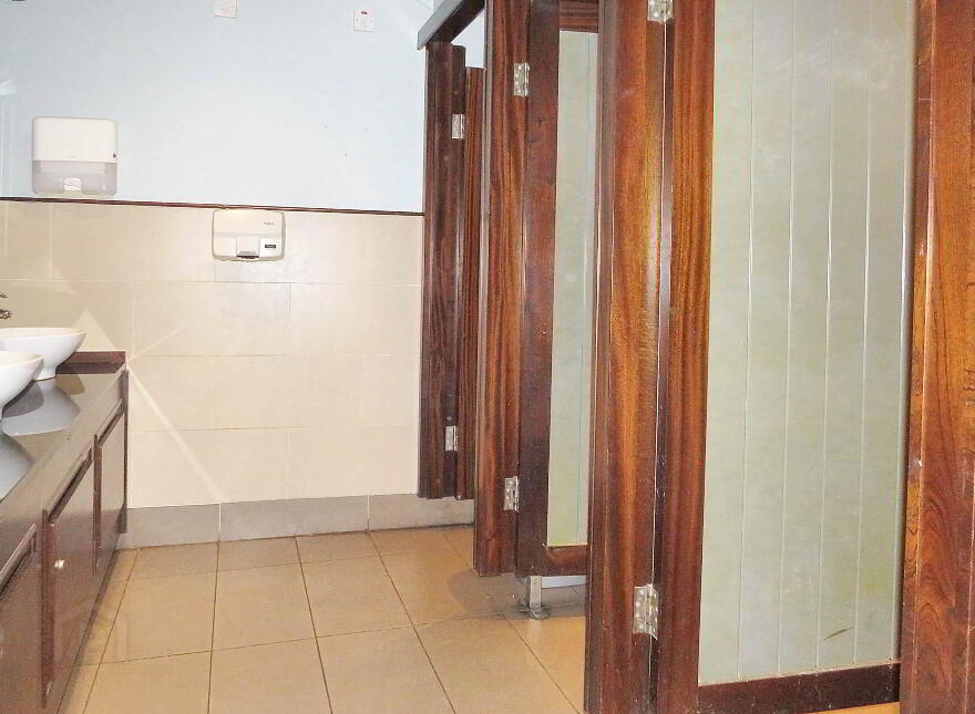 Formally O`connell`s Bar, Main Street, Charleville, P56Y364