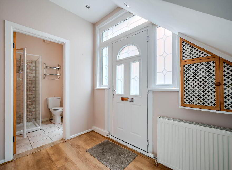 38 Kinnegar Road, Holywood, BT18 9JN