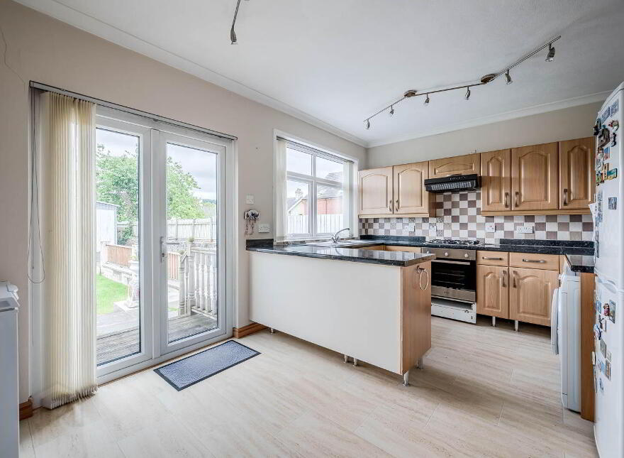 38 Kinnegar Road, Holywood, BT18 9JN