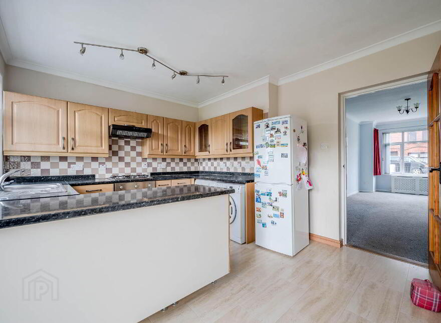 38 Kinnegar Road, Holywood, BT18 9JN