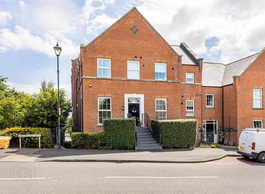36 Lady Wallace Walk, Lisburn, BT28 3GY