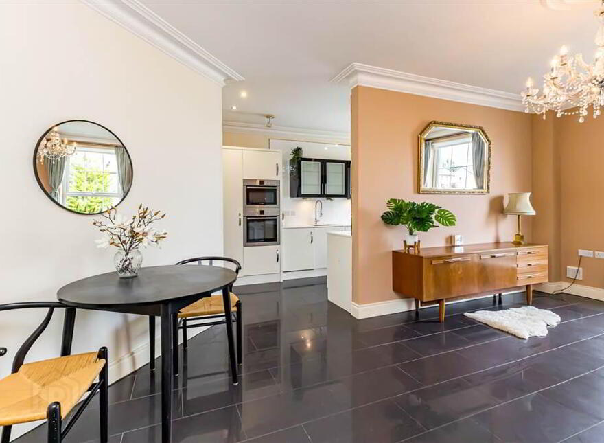 36 Lady Wallace Walk, Lisburn, BT28 3GY
