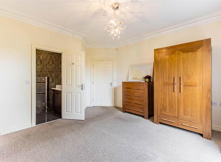 36 Lady Wallace Walk, Lisburn, BT28 3GY