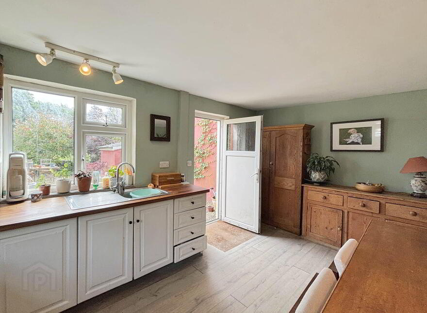 Willow Cottage, Kilnaclasha, Skibbereen, P81E959