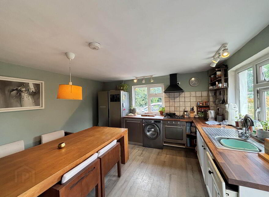 Willow Cottage, Kilnaclasha, Skibbereen, P81E959