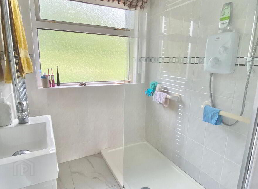 71 Portrush Road, Coleraine, BT52 1RB