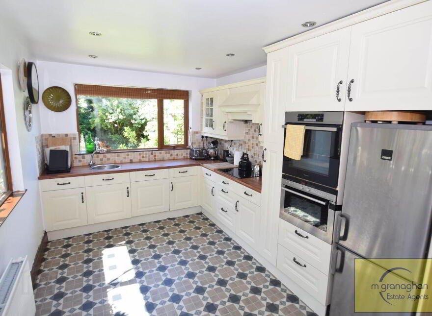 20 Knutsford Drive, Belfast, BT14 6LZ