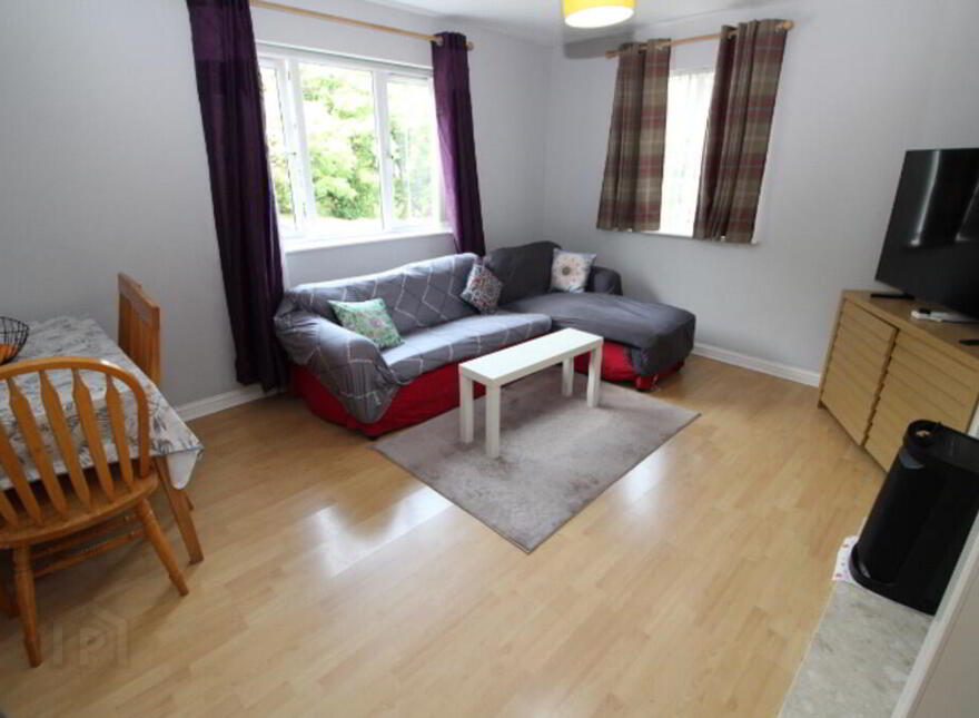 26 Glenmount Road, Newtownabbey, BT36 7QJ