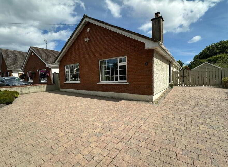 9 Brookside, Bettystown, A92P650 photo