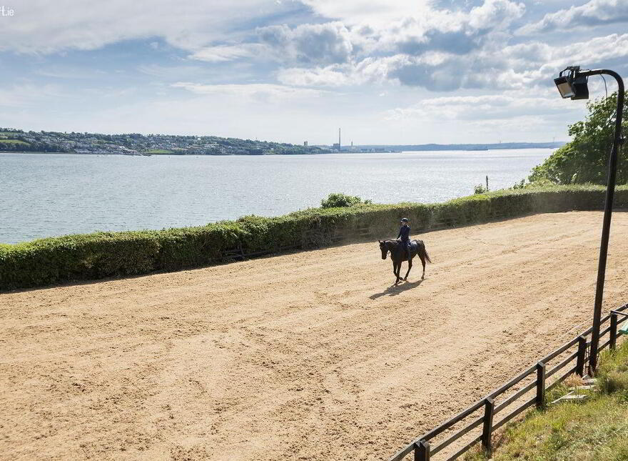 Sea View Stables, East Ferry, Midleton