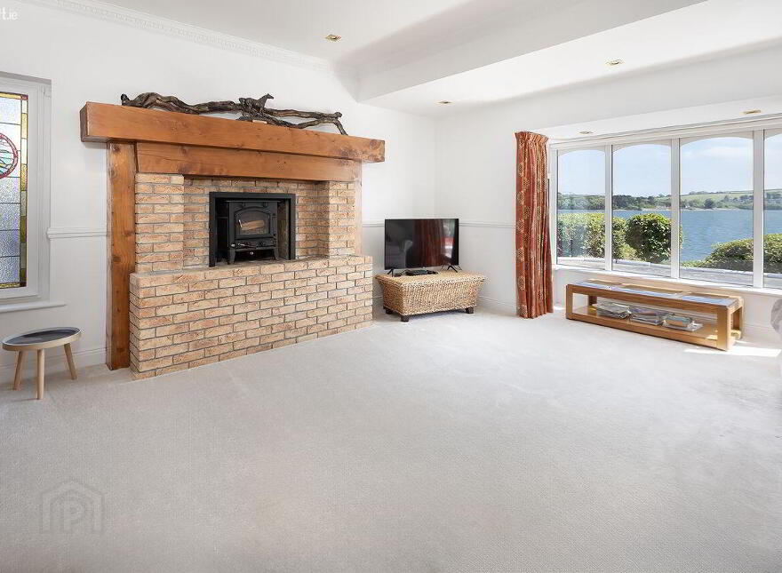 Sea View Stables, East Ferry, Midleton