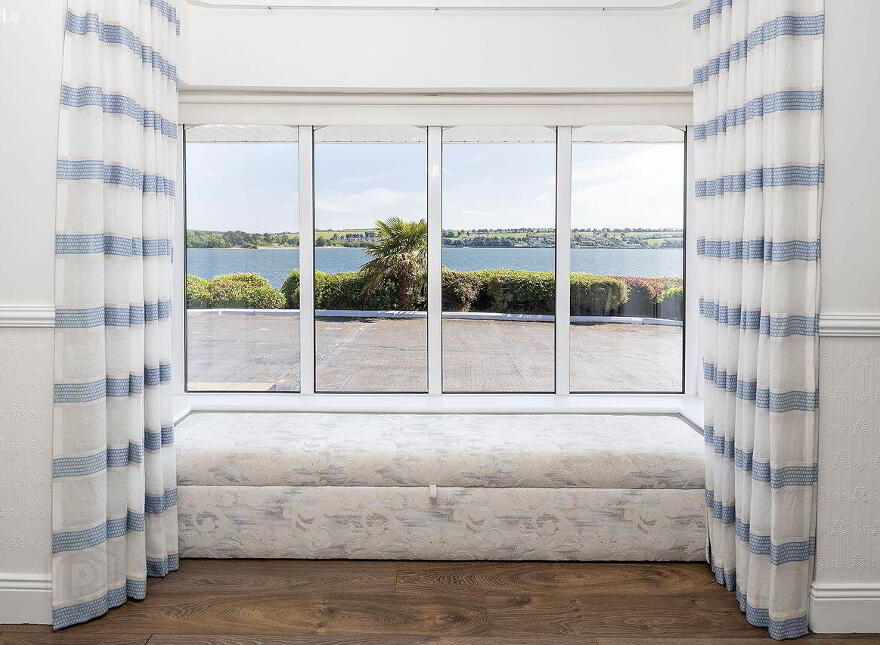 Sea View Stables, East Ferry, Midleton