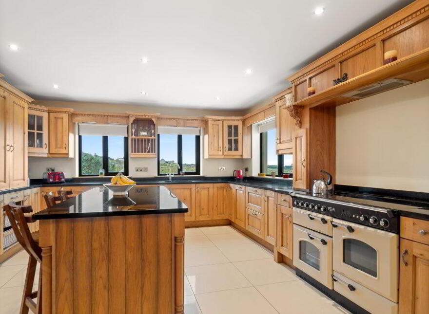Gannoughs, Claddaghduff, H71F857