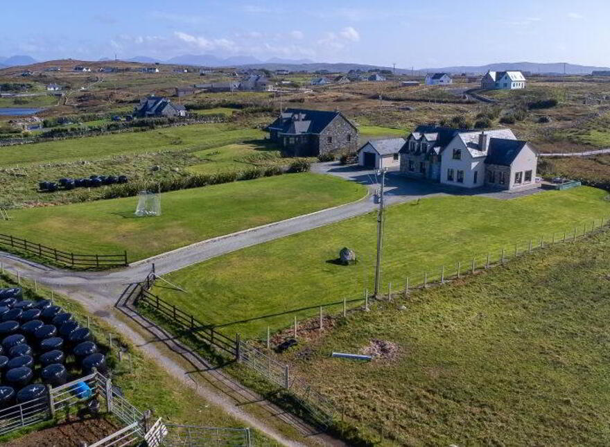 Gannoughs, Claddaghduff, H71F857