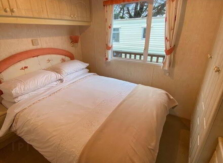 E13 Seapark Mobile Home Park, Lahinch, Ennis
