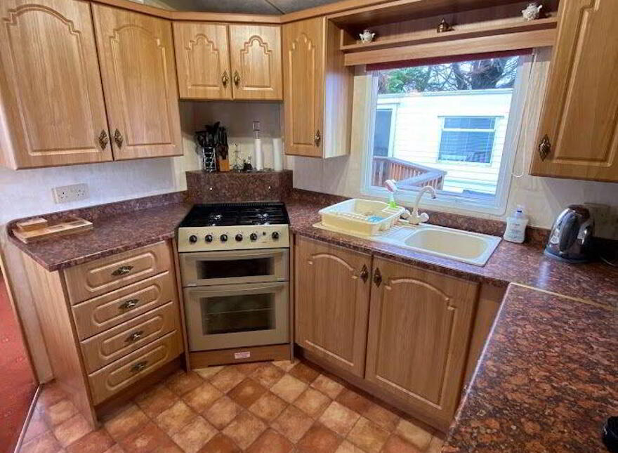 E13 Seapark Mobile Home Park, Lahinch, Ennis