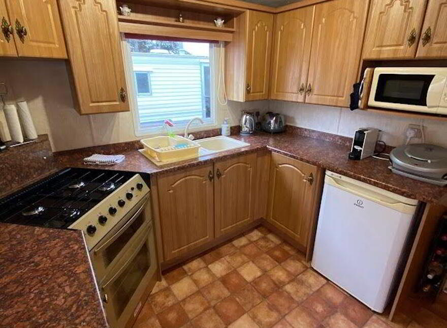 E13 Seapark Mobile Home Park, Lahinch, Ennis