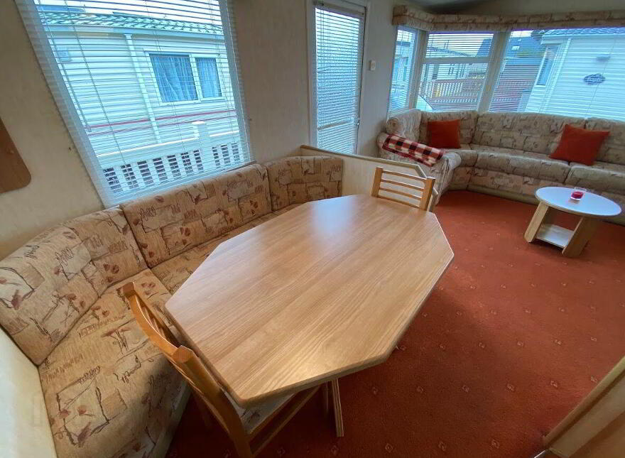E13 Seapark Mobile Home Park, Lahinch, Ennis