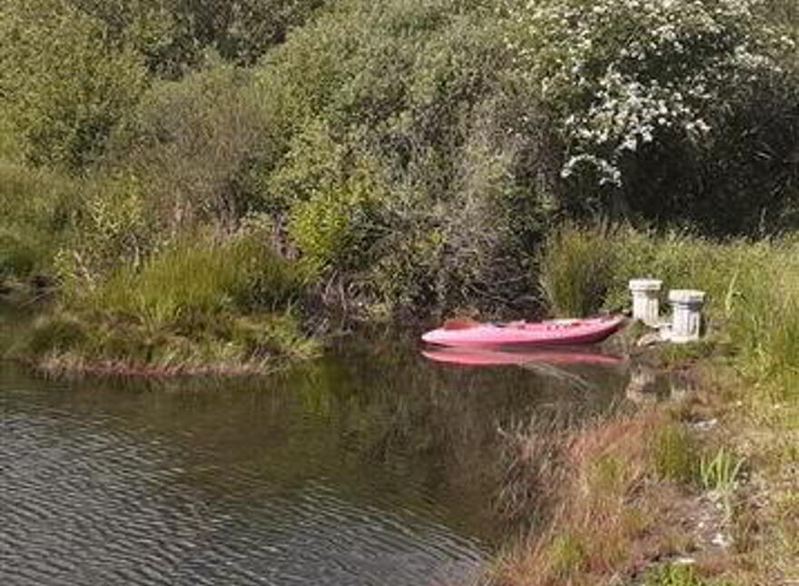 Norfolk House, Gurranes West Cork, North, Drimoleague, P47PY58
