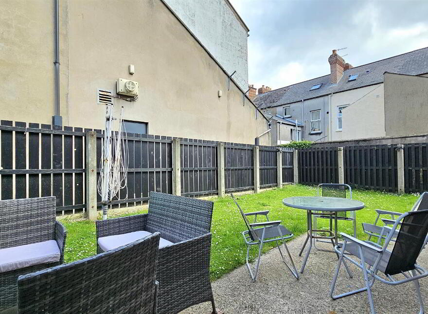 1 Prospect Street, Carrickfergus, BT38 8AJ
