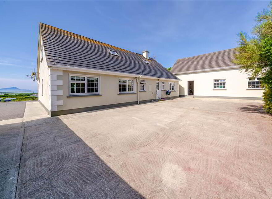 Shraig East, Bunnahowen, Ballina, F26X2H2