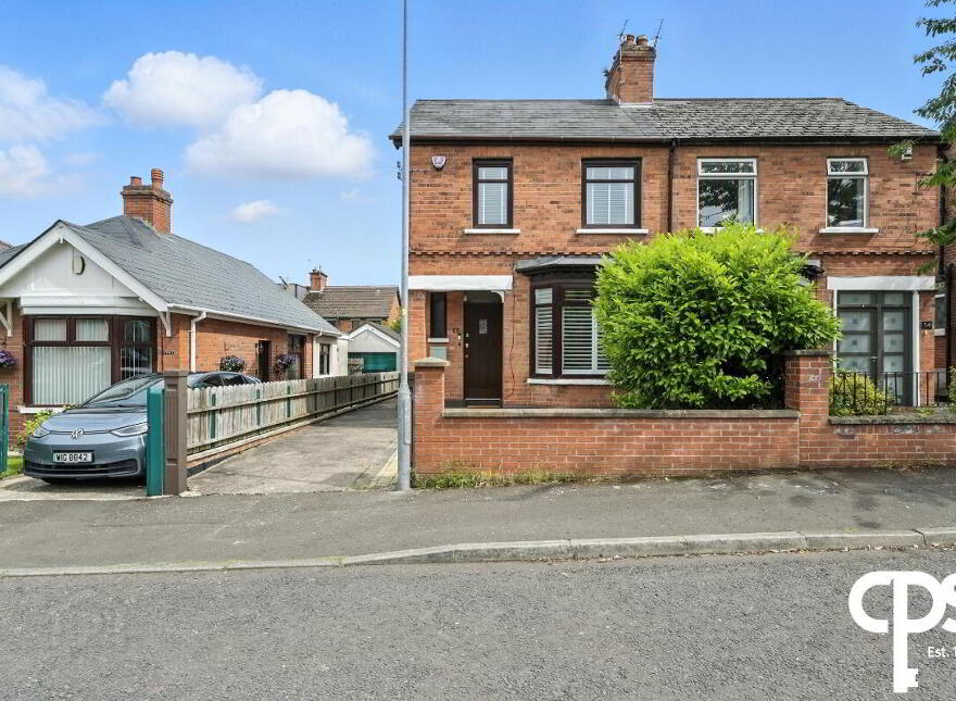 12 Willesden Park, Belfast, BT9 5GX