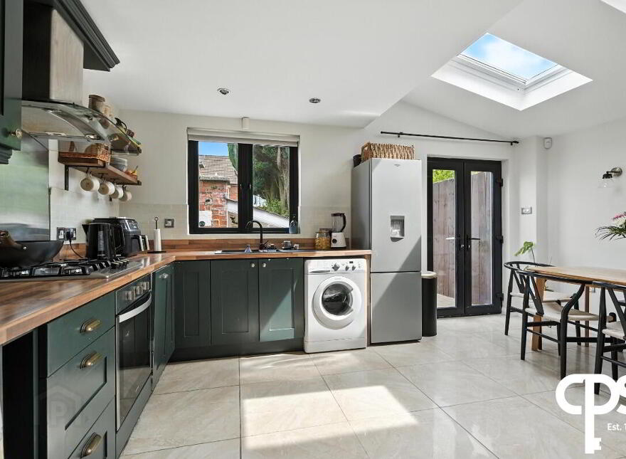 12 Willesden Park, Belfast, BT9 5GX