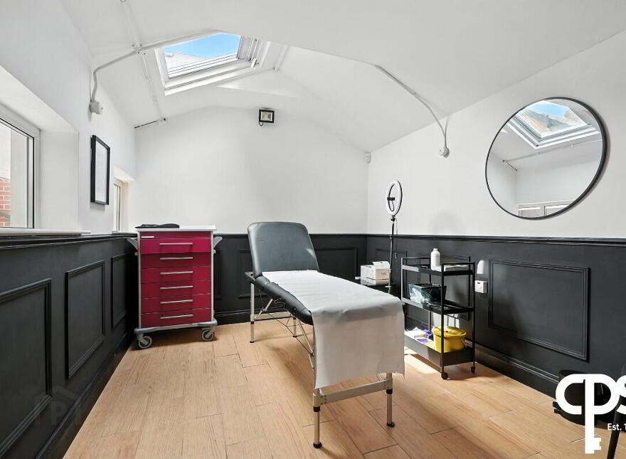 12 Willesden Park, Belfast, BT9 5GX