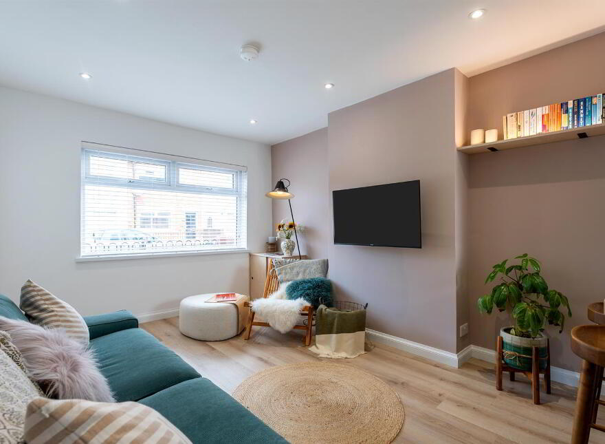 74 Woodcot Avenue, Belfast, BT5 5JB