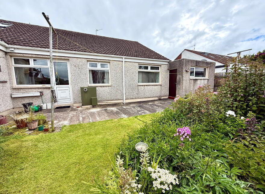 95 Knockwellan Park, Waterside, Derry, BT47 2JE